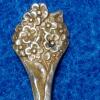 antique / vintage sterling silver coffe spoon with grooved handle and flowr end - Image 3